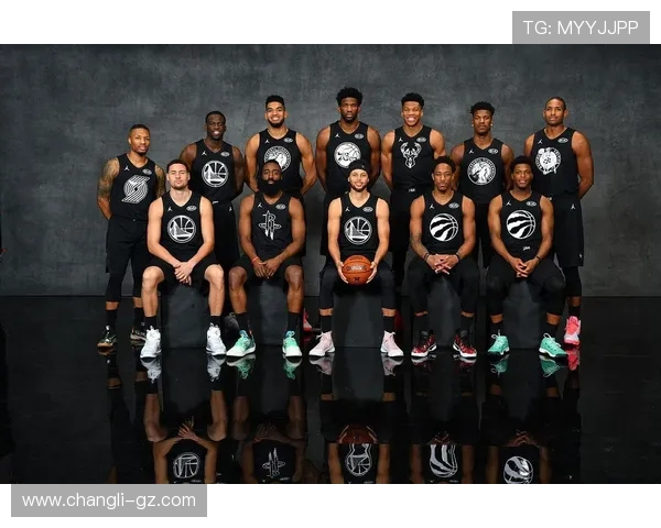 乔尔恩比德在NBA赛场上的崛起与未来展望分析