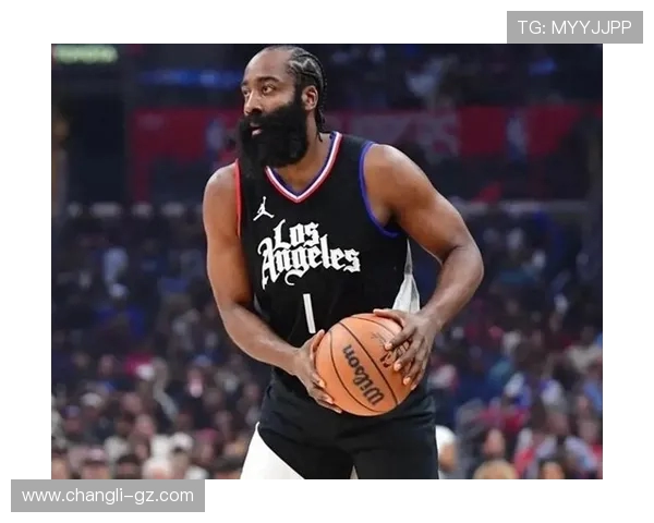 哈德斯与罗瑟汉姆激战正酣比分揭晓引发球迷热议