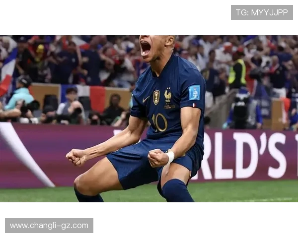 姆巴佩引领新时代足球潮流他在场上的表现让世界为之惊叹